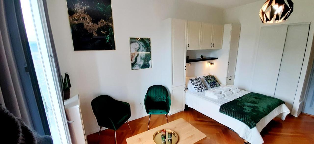 Studio 3 étoiles le 102, Aix les bains centre Thermes Palace le Beau Site Aix-les-Bains Esterno foto